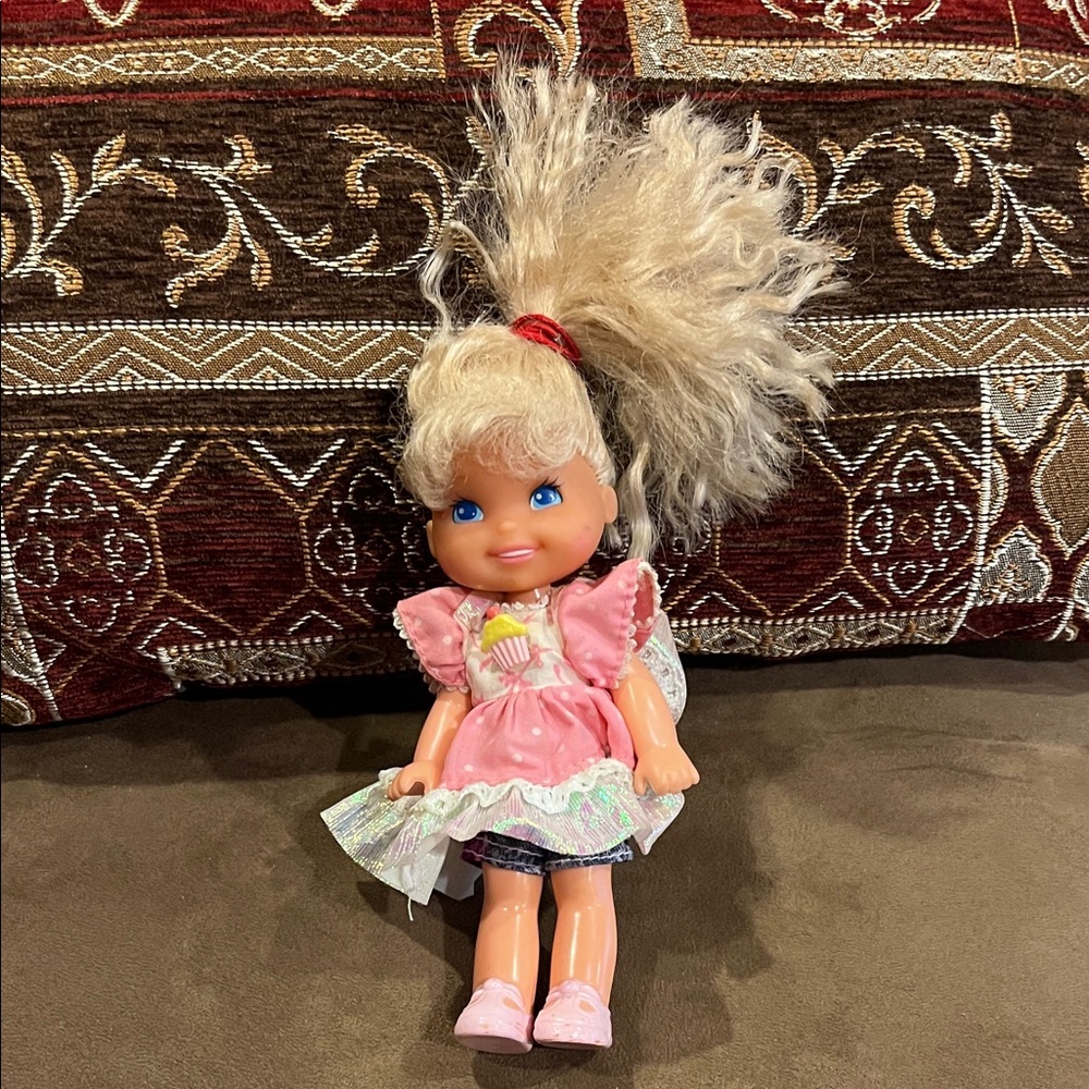 Vintage Cherry Merry Muffin doll with Blonde Hair